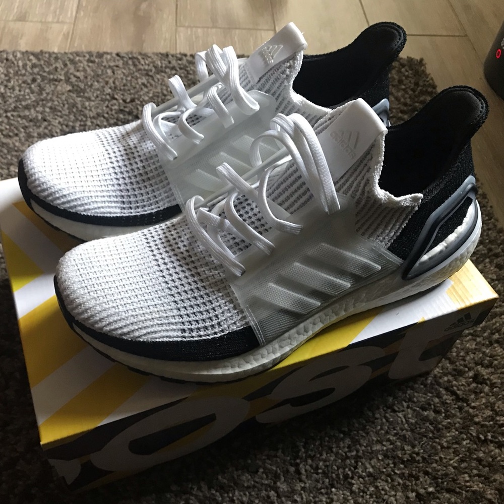 Adidas Ultra Boost 19 Panda